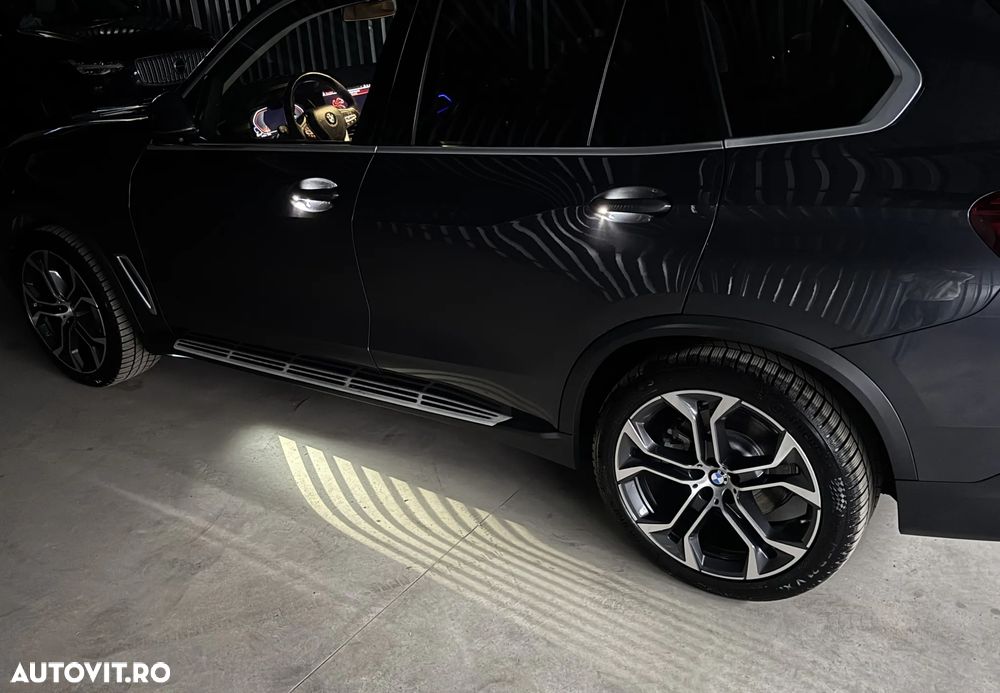 BMW X5 xDrive30d xLine - 21