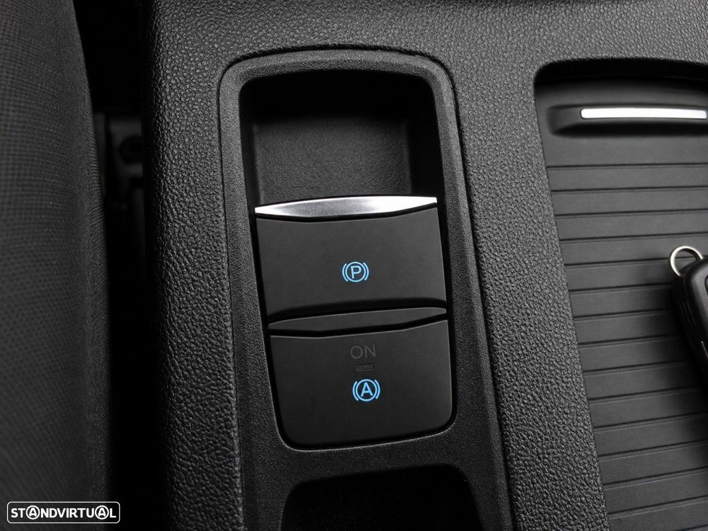 Ford Focus 1.5 TDCi ECOBlue Titanium - 28