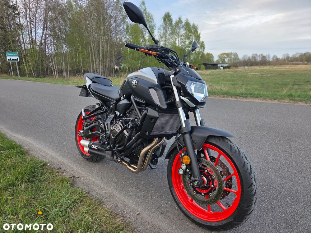 Yamaha MT - 9
