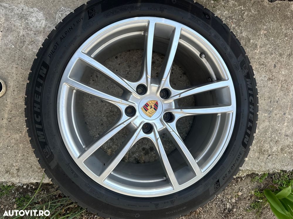 Porsche Cayenne E-Hybrid Tiptronic S Platinum Edition - 28