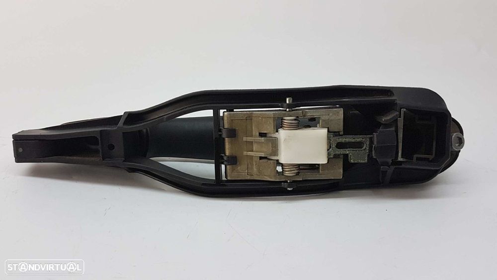 PUXADOR EXTERIOR FRENTE DIREITO BMW SERIE 3 BERLINA (E46) 320D - 2