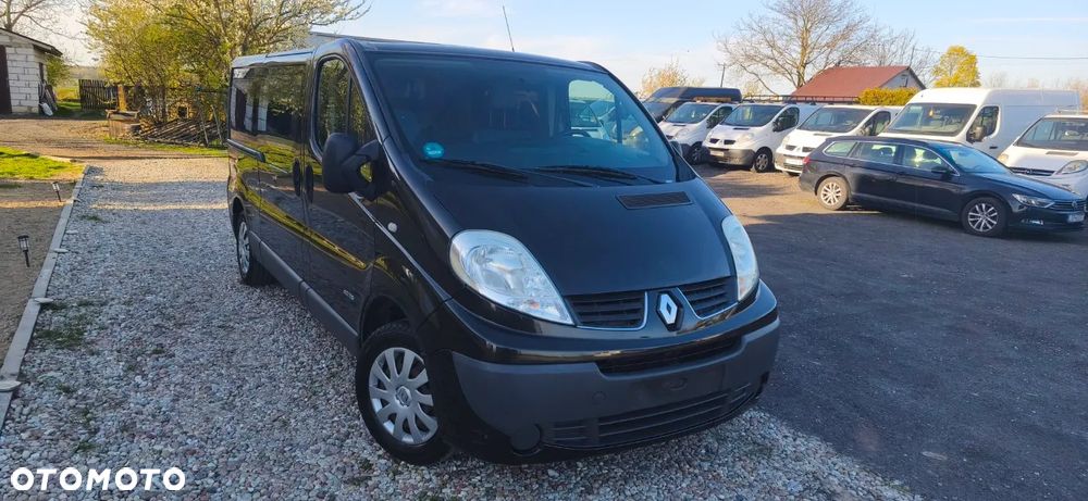 Opel Vivaro L2H1 2.9t - 18