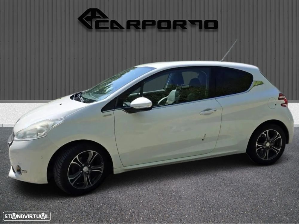 Peugeot 208 1.6 e-HDi Ice Velvet - 6