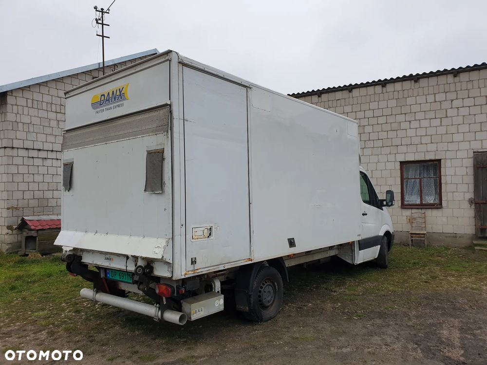 Mercedes-Benz Sprinter - 5