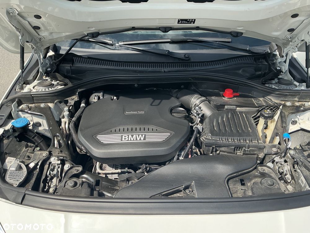 BMW Seria 2 216d - 19