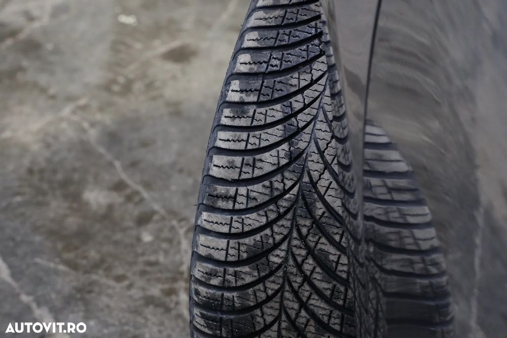 Peugeot 2008 e-HDi FAP 92 ETG6 STOP & START Allure - 33