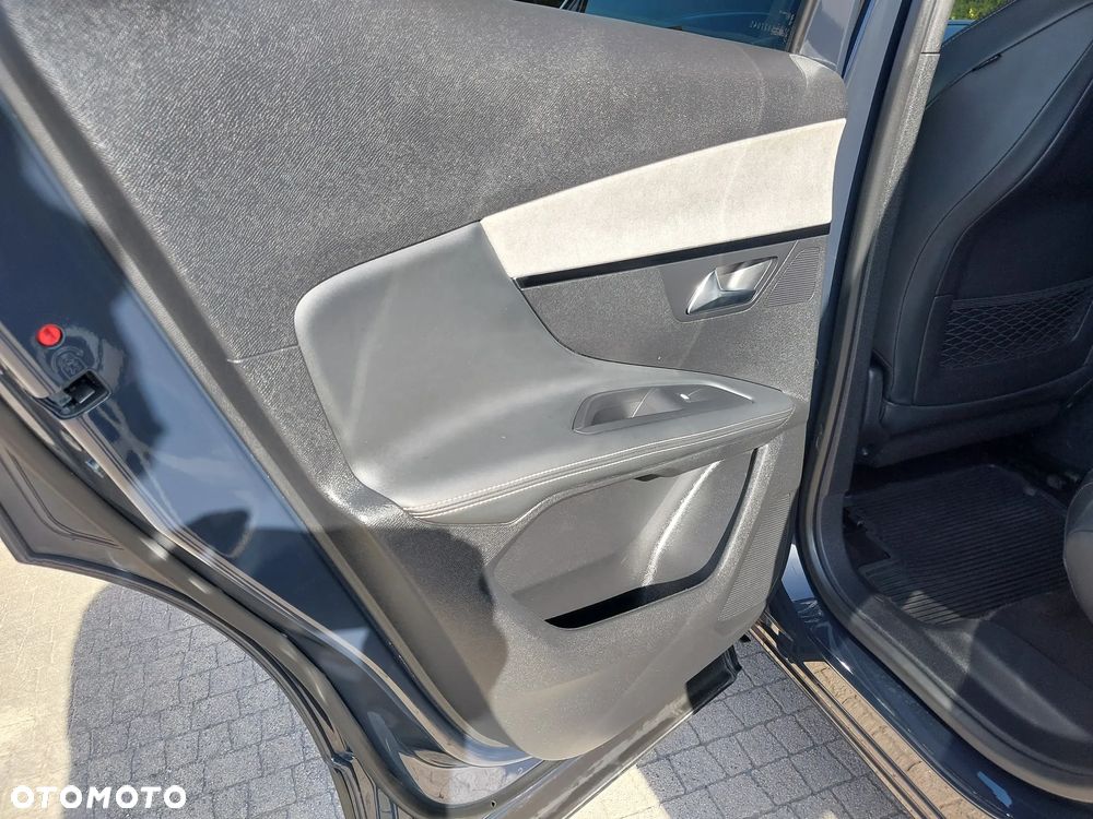 Peugeot 3008 2.0 BlueHDi GT S&S EAT8 - 19