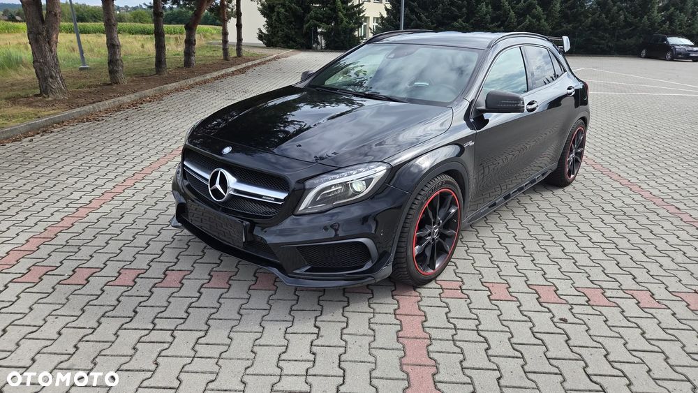 Mercedes-Benz GLA 45 AMG 4-Matic - 2