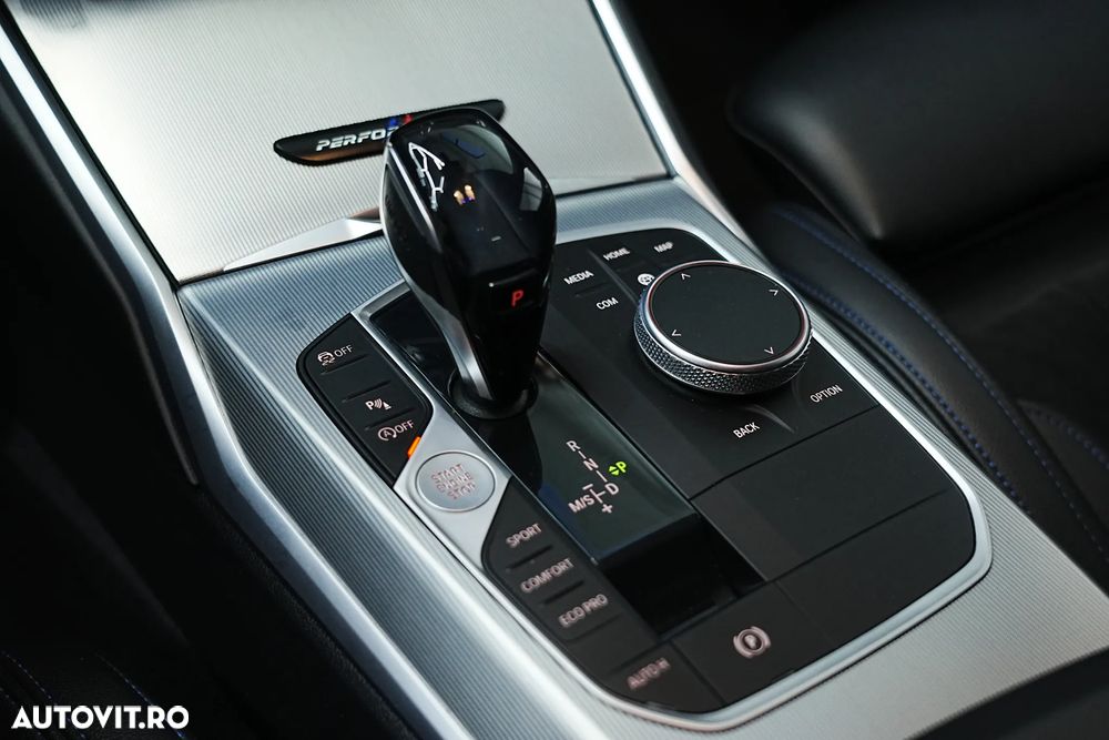 BMW Seria 3 320i AT - 24