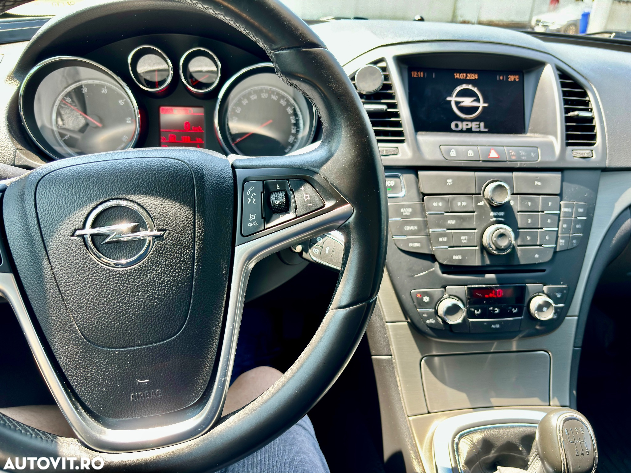 Opel Insignia 2.0 CDTI Start/Stop - 11