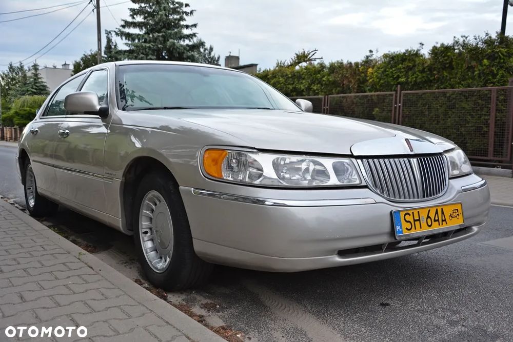 Lincoln Town Car 4.6 Executive - 12