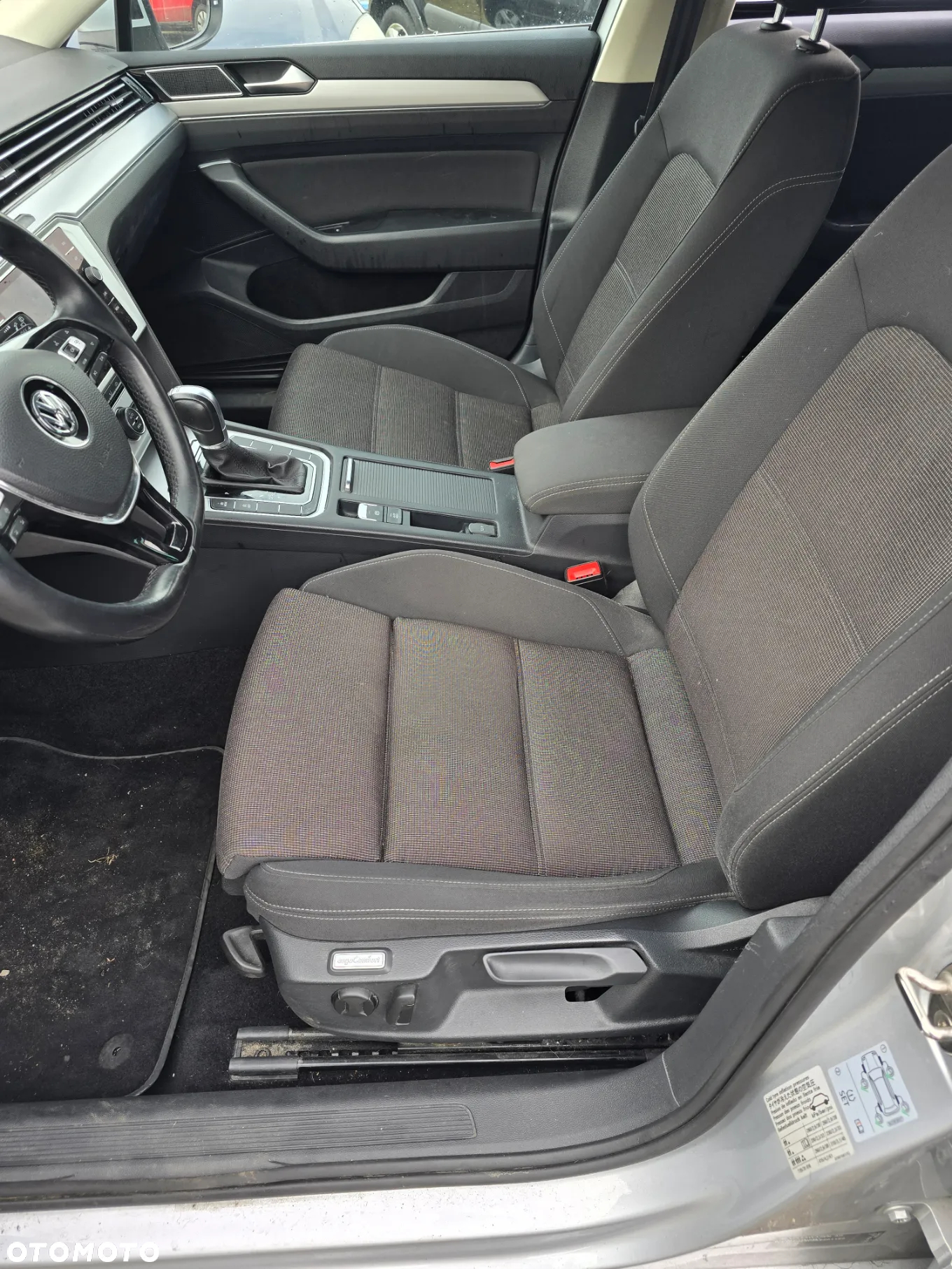 Volkswagen Passat - 10