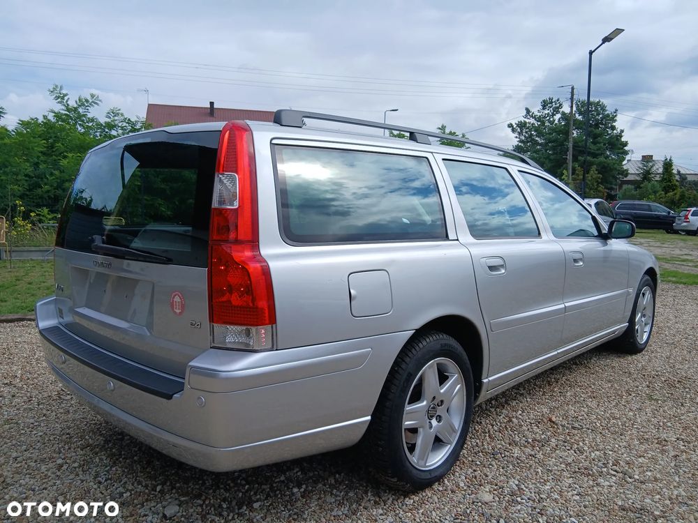 Volvo V70 2.4 Edition Comfort - 4