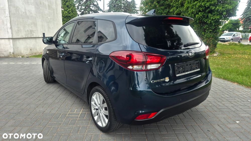 Kia Carens 1.6 GDI Dream Team Edition - 3
