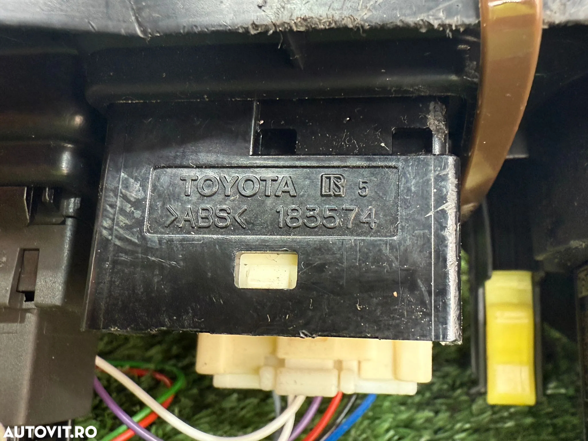 CONTACT CU CHEIE TOYOTA YARIS 1.5 B HYBRID 2017 COD OEM 183574 45020053 2017-2020 - 8