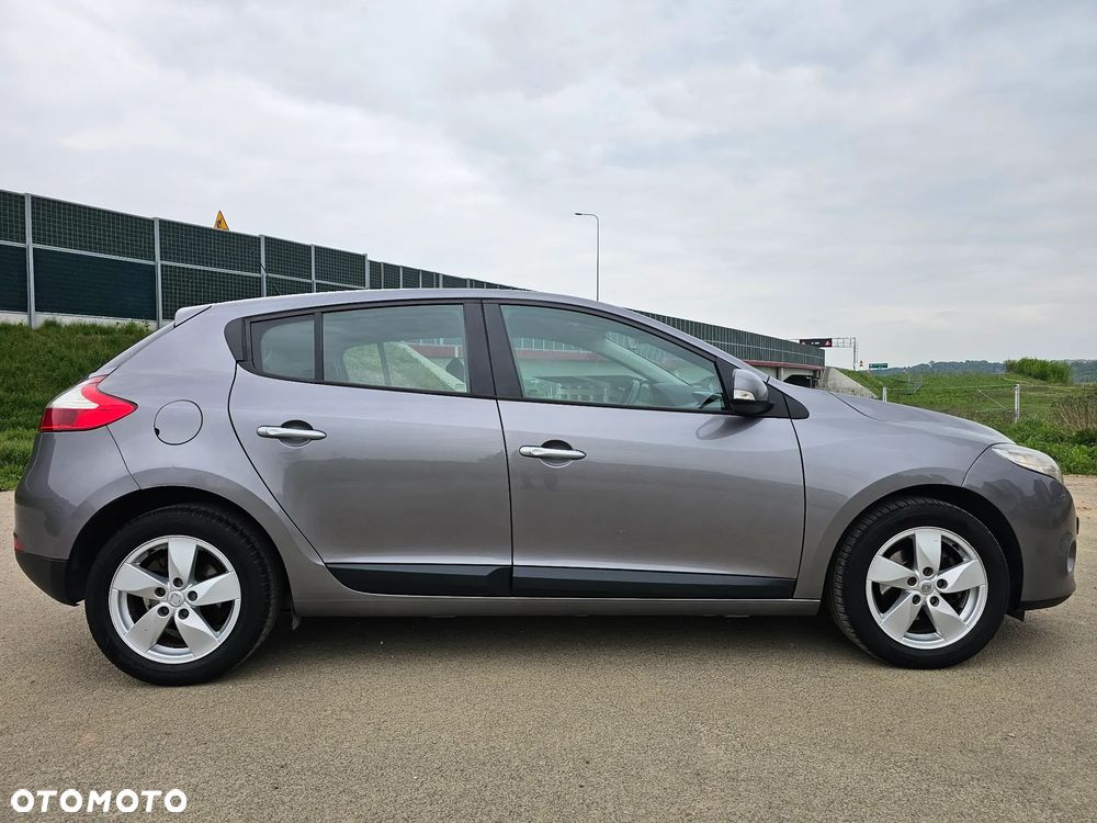 Renault Megane 1.5 dCi Dynamique - 4