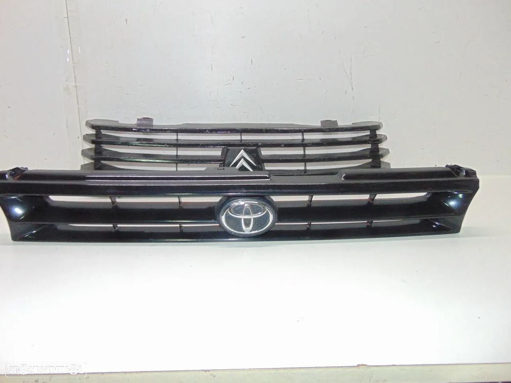 Citroen C15/Toyota corolla grelha - 3