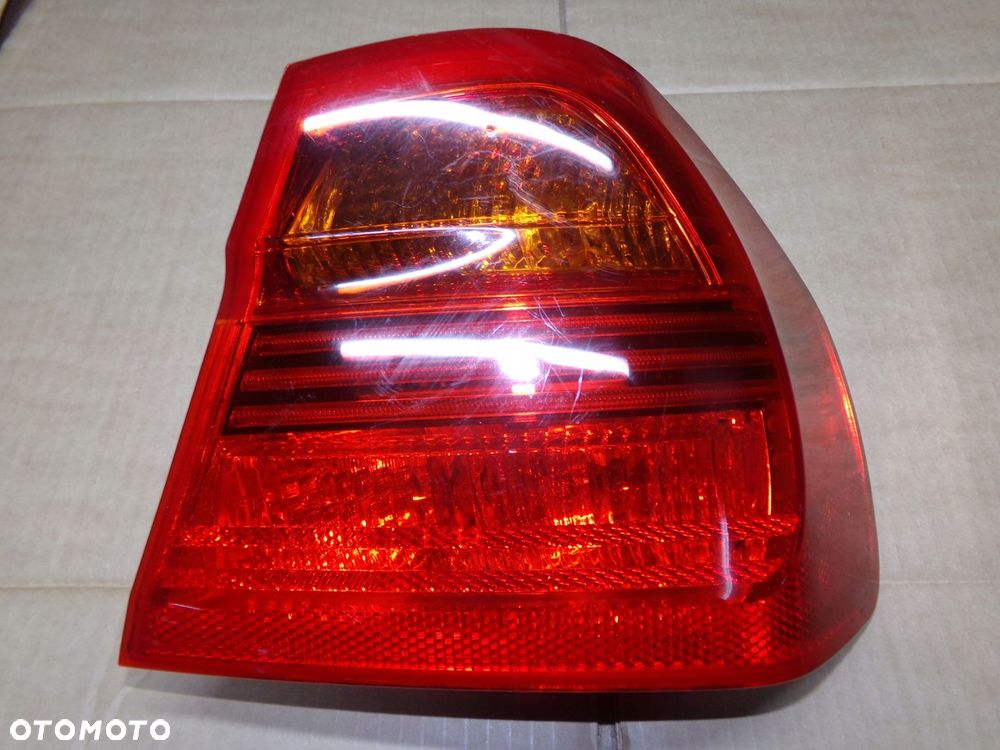 lampa prawa tył tylna wkład bmw e90 sedan europa - 3