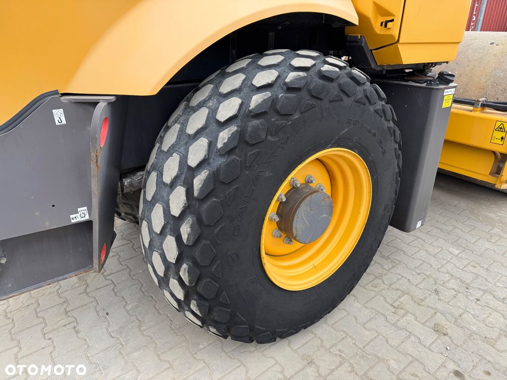 Volvo SD135 , BW213 , H13i - 10