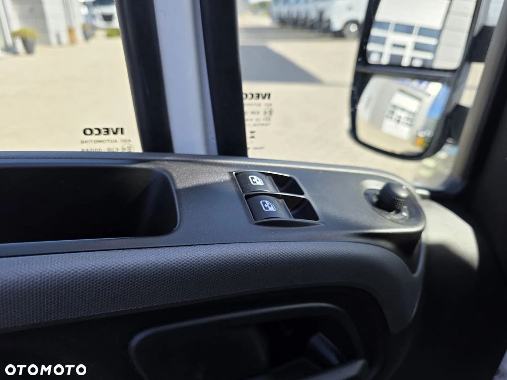 Iveco 50C18 Chłodnia 230V Izoterma 8EP Krajowy Ledy  Agregat Thermo King Xarios 350 - 16