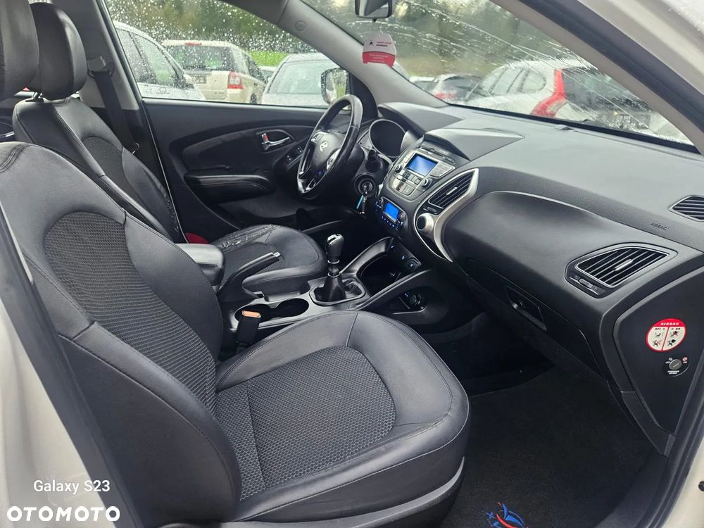 Hyundai ix35 1.7 CRDi 2WD blue Trend - 10