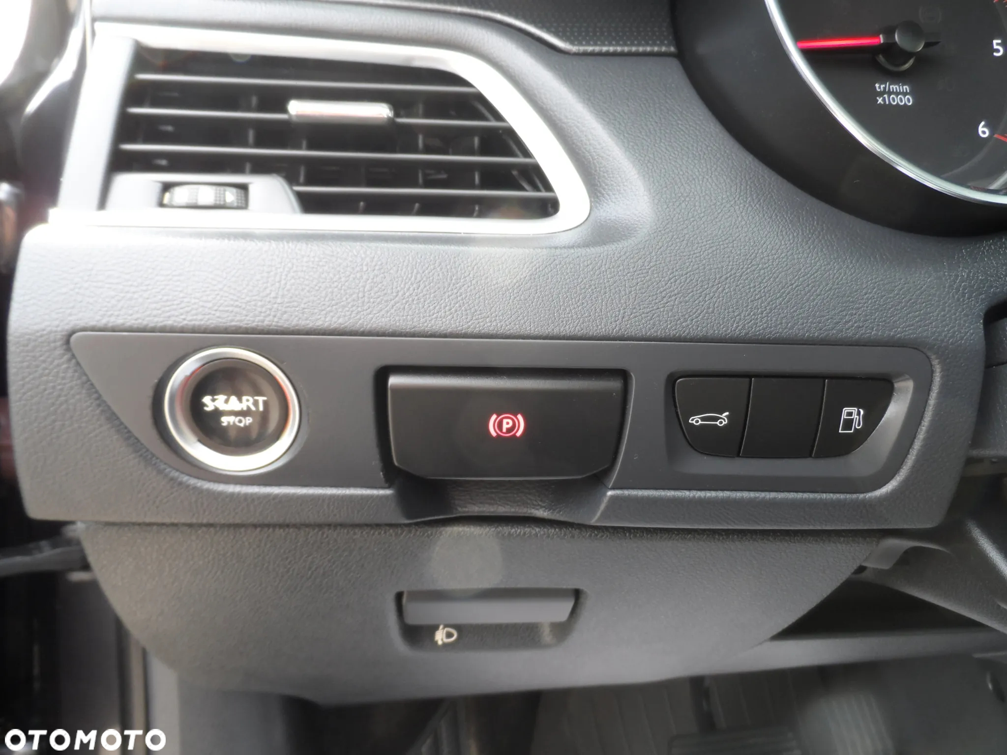Peugeot 508 SW e-HDi FAP 110 EGS6 Active - 24