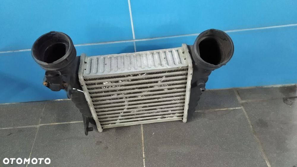 Intercooler Volkswagen Passat B5 1D0145805D - 2