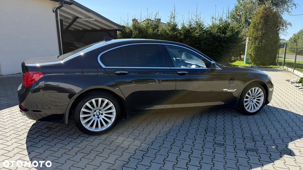 BMW Seria 7 740d xDrive - 8