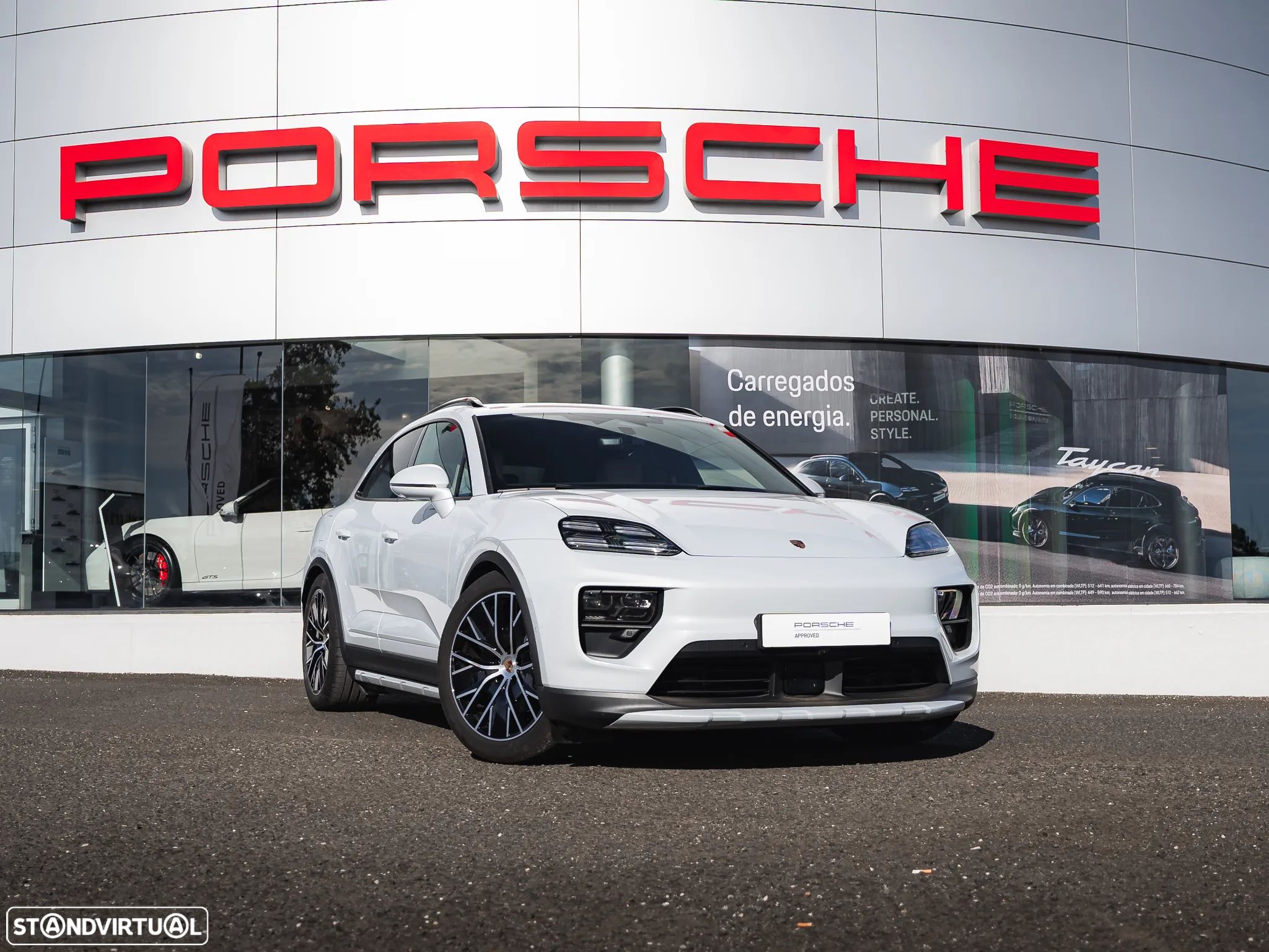 Porsche Macan Electric 4 - 1