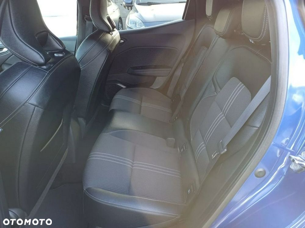 Renault Clio - 19