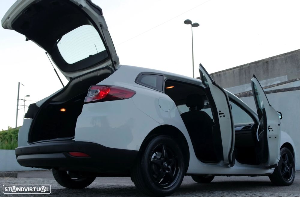 Renault Mégane Sport Tourer 1.5 dCi Bose Edtion CO2 Champion - 14