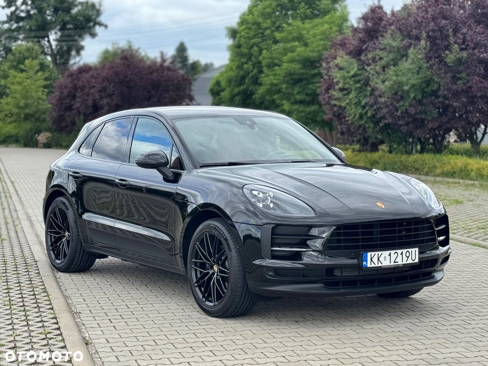 Porsche Macan - 1