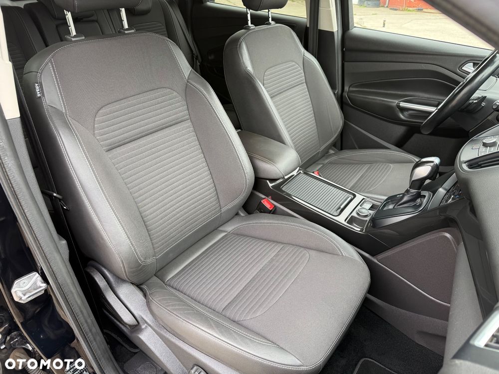 Ford Kuga 2.0 TDCi 4WD Titanium Plus - 16