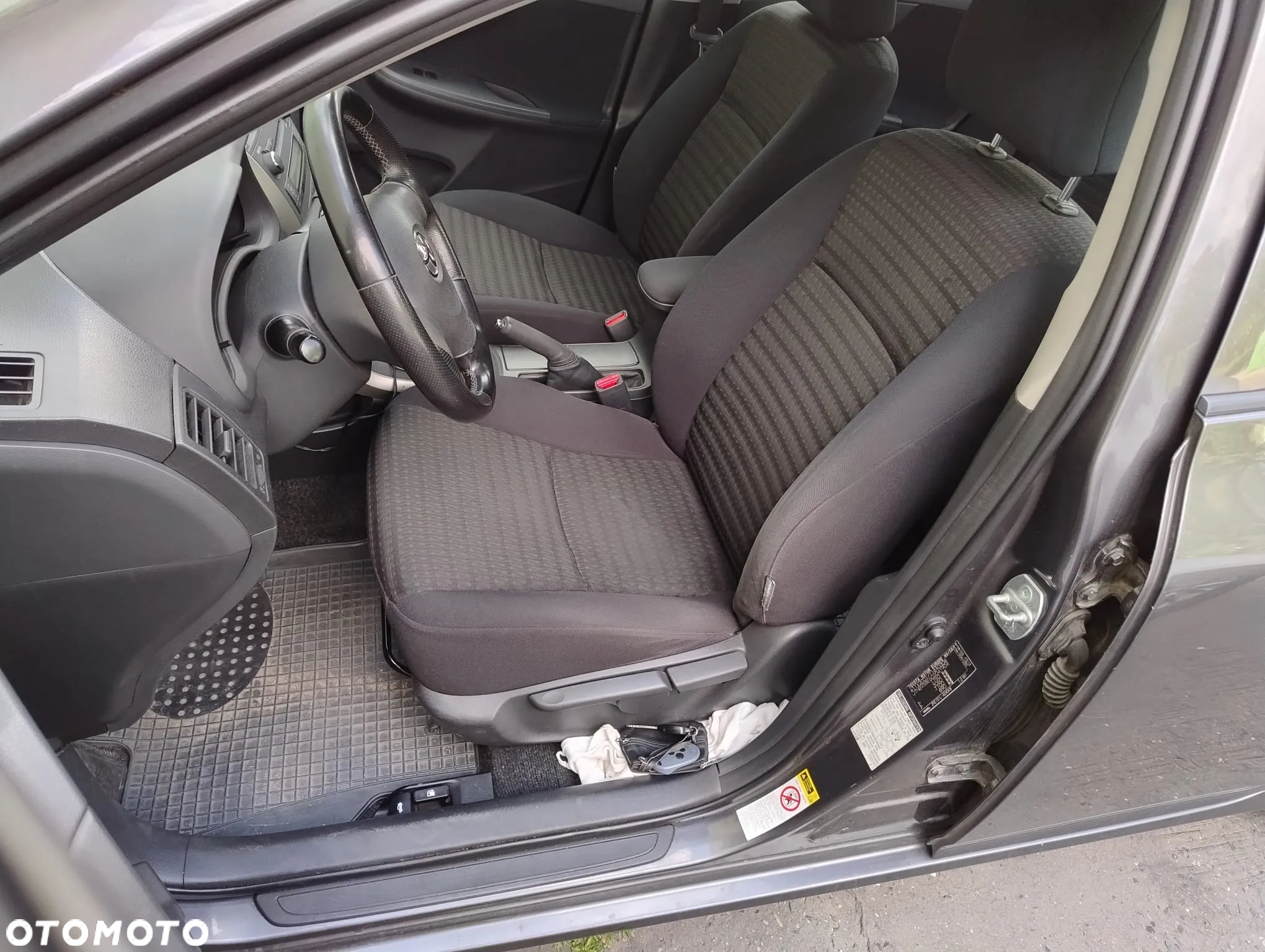 Toyota Corolla 1.6 VVT-i Luna - 12