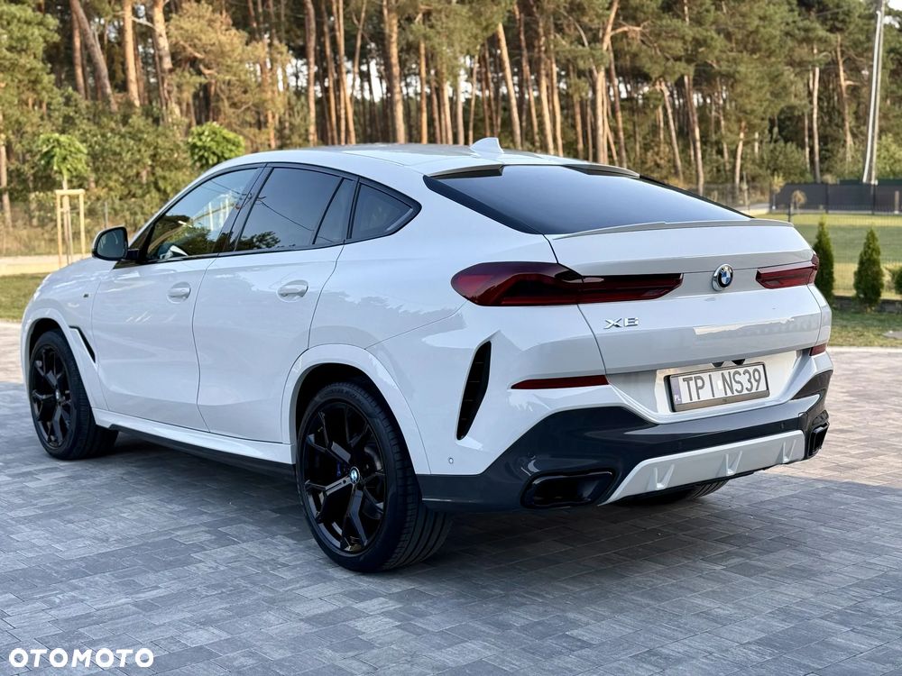 BMW X6 xDrive30d - 16
