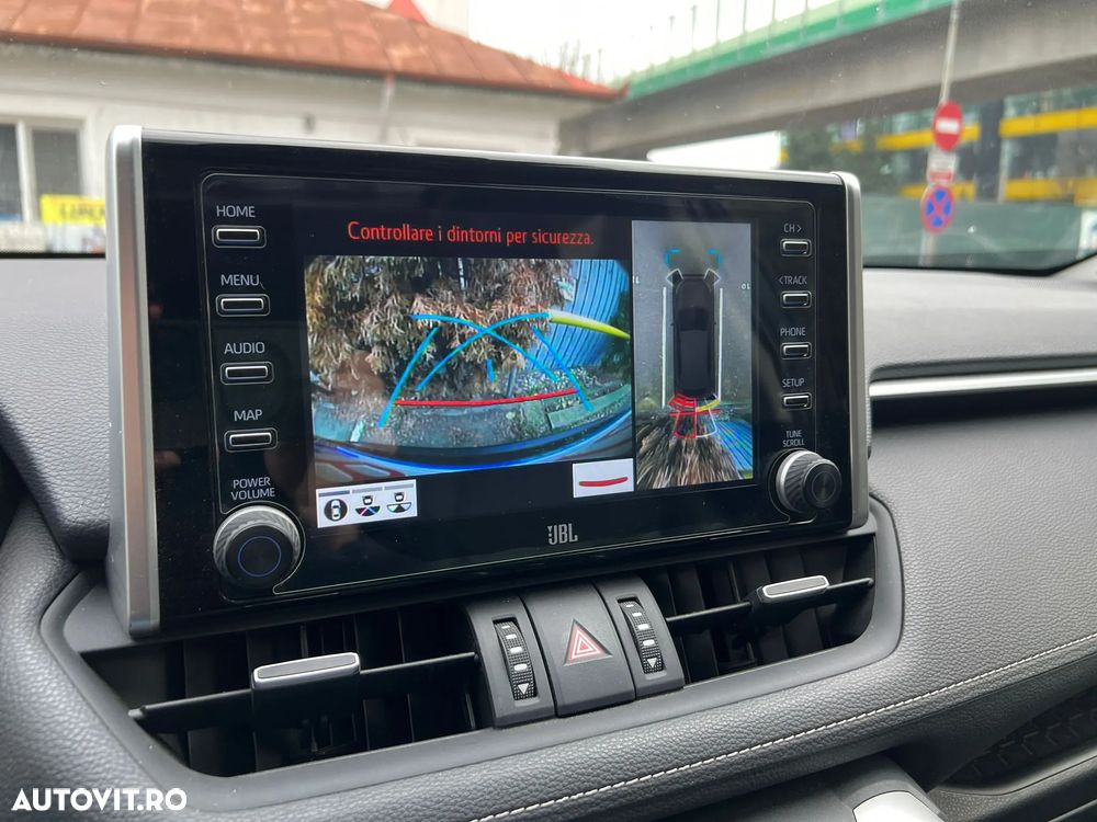 Toyota RAV4 2.5 Hybrid VVT-iE 4x4 Luxury Premium - 24