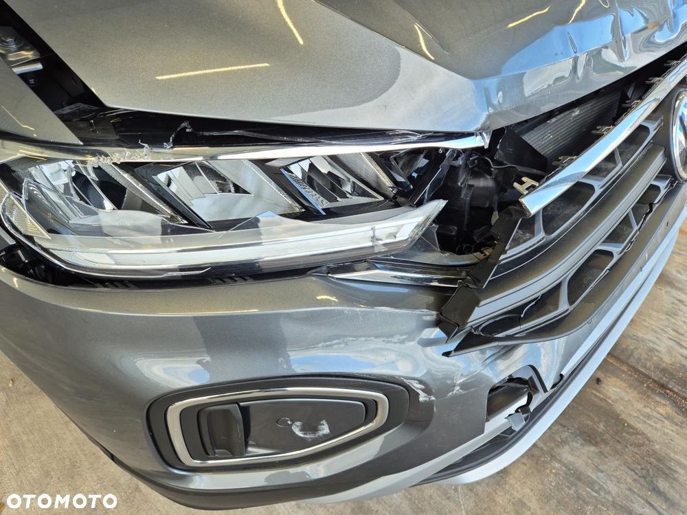 Volkswagen T-Roc - 8