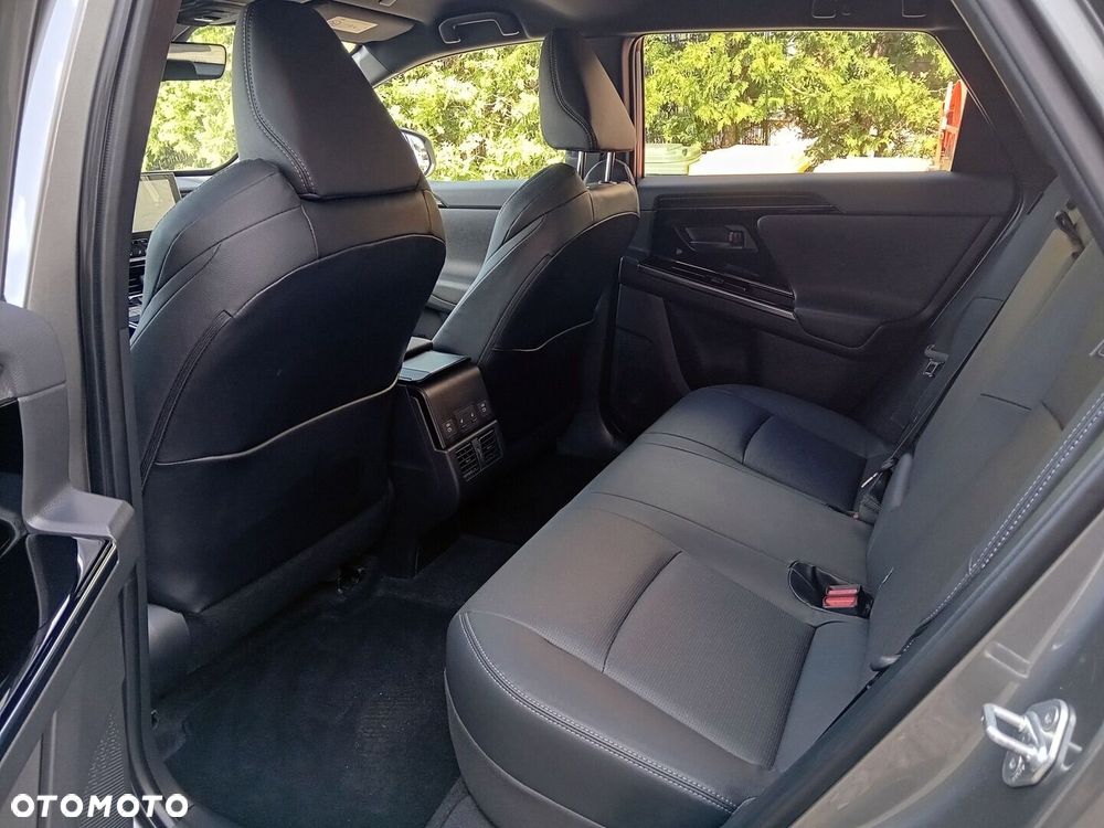 Toyota bZ4X 71.4kWh 4x4 Premiere Edition - 10