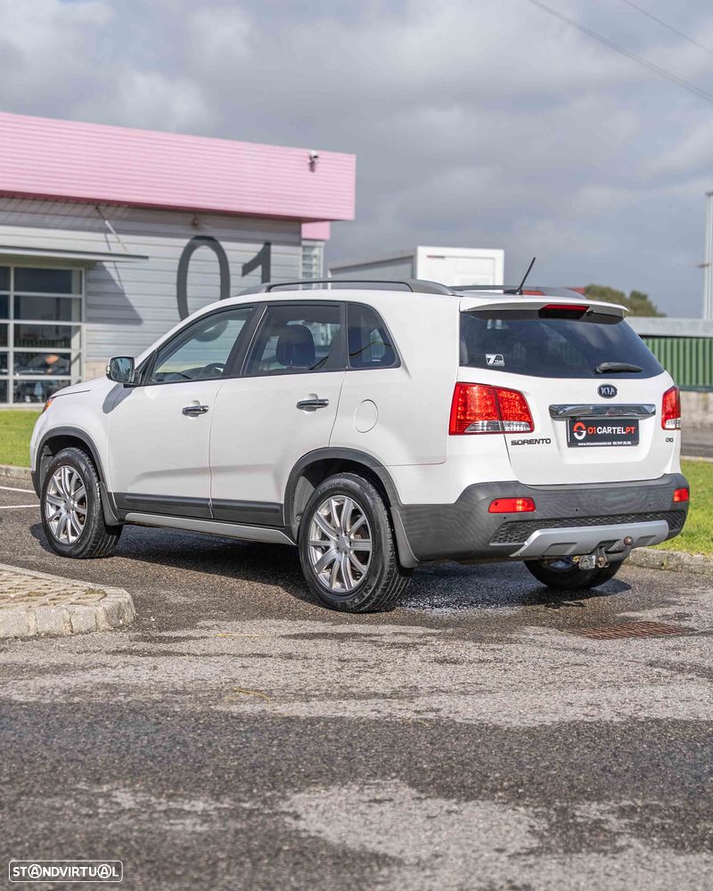 Kia Sorento 2.0 CRDi TX Tecto Panorâmico - 6