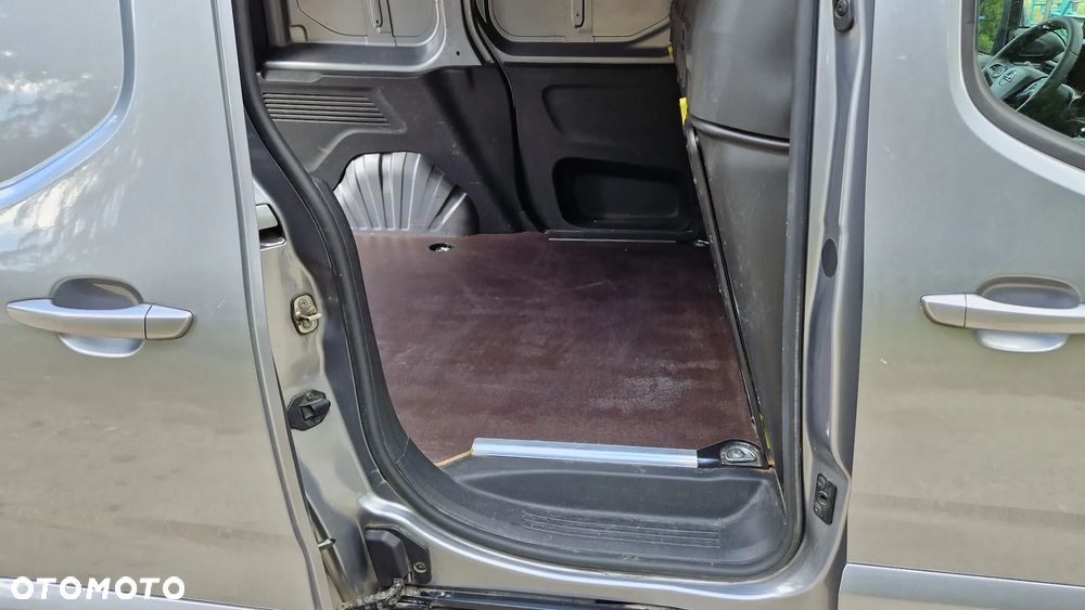 Opel Combo - 11