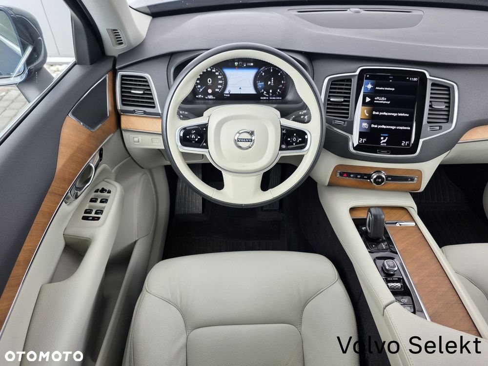 Volvo XC 90 - 11