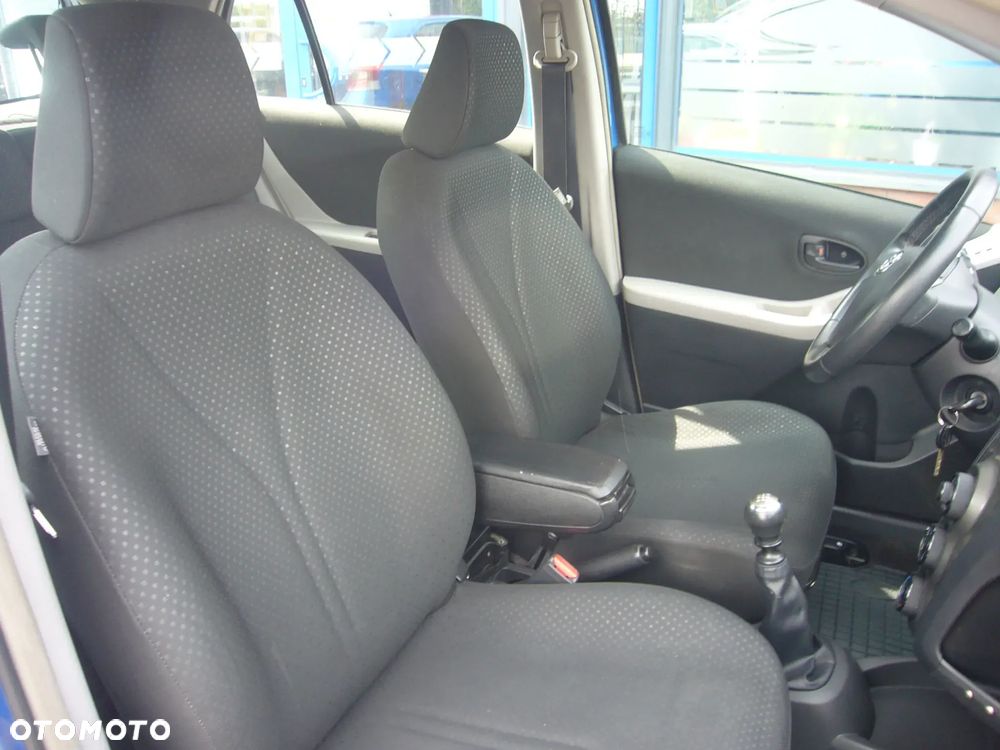 Toyota Yaris 1.33 Luna - 19