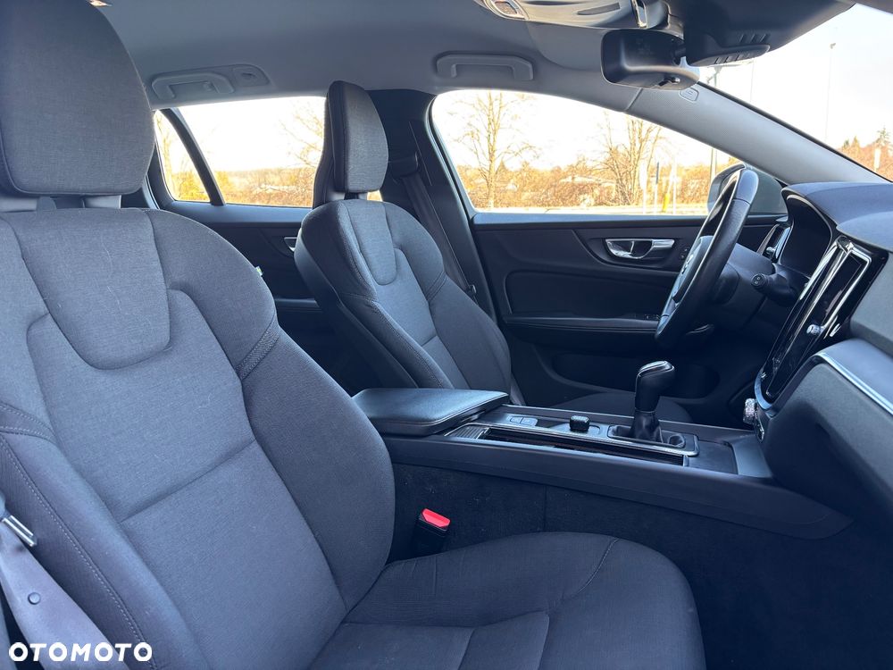 Volvo V60 D3 Kinetic - 24