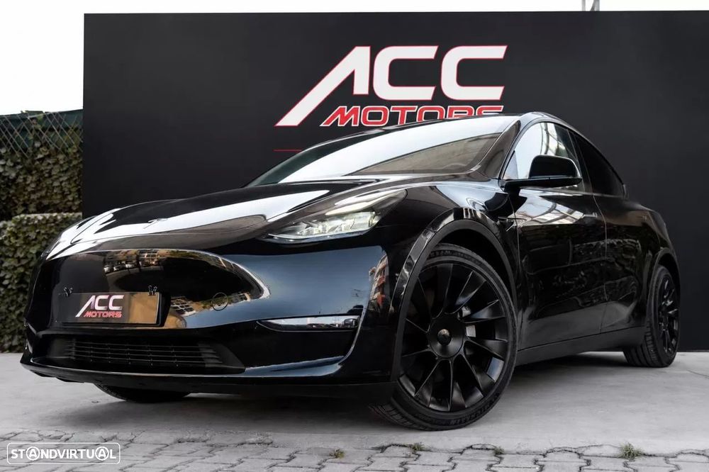 Tesla Model Y Long Range Dual Motor AWD - 4