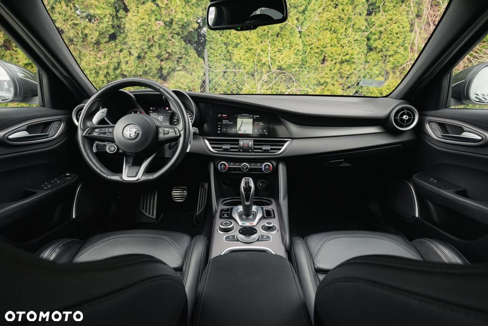Alfa Romeo Giulia 2.0 Turbo Veloce Q4 - 10