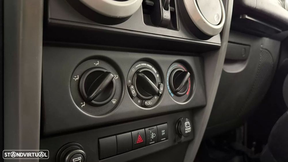 Jeep Wrangler Unlimited 2.8 CRD Sahara AT - 22