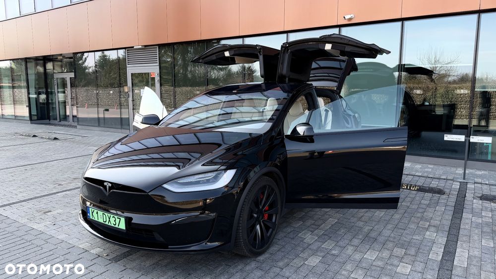 Tesla Model X - 2
