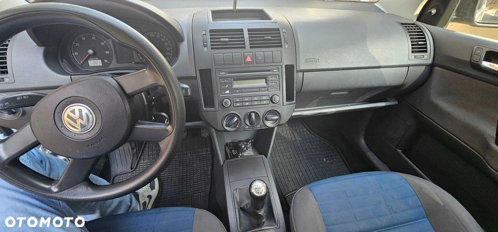Volkswagen Polo - 6