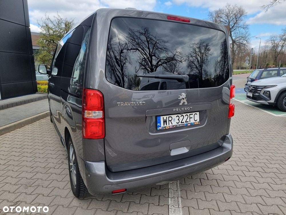 Peugeot Traveller 2.0 BlueHDi Standard Active - 17