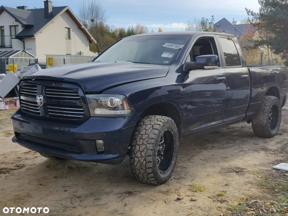 Dodge RAM 1500 5.7 4x4 - 10